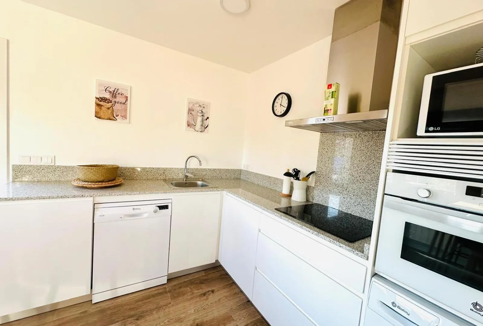 Apto Pedrena Golf Y Surf Apartment